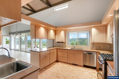 One of the best views in Creekside! Welcome home to this single on Creekside Golf Course in Oregon - for sale on GolfHomes.com, golf home, golf lot