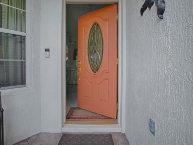 EXPECTED THE UNEXPECTED! 3/2 HOME PLUS OVERSIZED BONUS ROOM on Pennbrooke Fairways in Florida - for sale on GolfHomes.com, golf home, golf lot