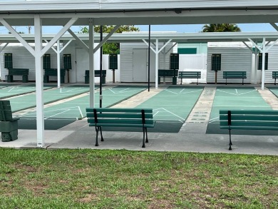 Gorgeous totally remodeled home!!  1,100 Sq Ft.  Addition 3rd on Six Lakes Country Club in Florida - for sale on GolfHomes.com, golf home, golf lot
