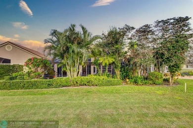 This Eastpoint CC home is CBS BLOCK (not wood frame!) with on Eastpointe Country Club in Florida - for sale on GolfHomes.com, golf home, golf lot