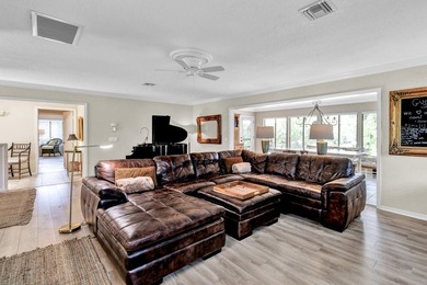 Detached home in beautiful Golf Community. This 2bd, 2ba 2 Car on Bent Pine Golf Club in Florida - for sale on GolfHomes.com, golf home, golf lot