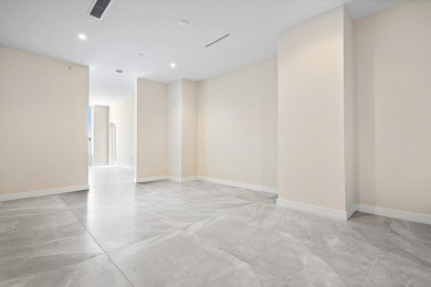 Floor-to-ceiling glass wraps this SouthEast corner penthouse on Boca Raton Resort and Club in Florida - for sale on GolfHomes.com, golf home, golf lot
