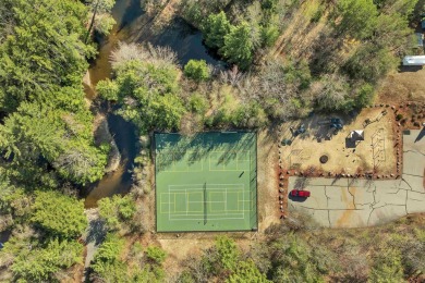 Looking to be on the Lake Winnipesaukee for the summer? This on Ridgewood Country Club in New Hampshire - for sale on GolfHomes.com, golf home, golf lot