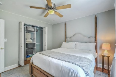 Welcome to this beautifully maintained 3-bedroom, 2.5-bath home on Shadowmoss Plantation Golf Club in South Carolina - for sale on GolfHomes.com, golf home, golf lot