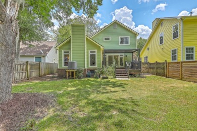 Welcome to this beautifully maintained 3-bedroom, 2.5-bath home on Shadowmoss Plantation Golf Club in South Carolina - for sale on GolfHomes.com, golf home, golf lot