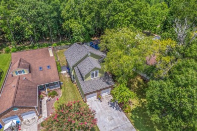 Welcome to this beautifully maintained 3-bedroom, 2.5-bath home on Shadowmoss Plantation Golf Club in South Carolina - for sale on GolfHomes.com, golf home, golf lot