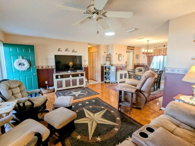 ALERT! PRICE REDUCED, DON'T MISS THIS OPPORTUNITY! Discover this on Royal Oaks Golf Club in Florida - for sale on GolfHomes.com, golf home, golf lot