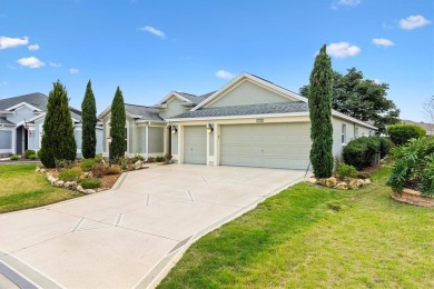 Under contract-accepting backup offers. 2-Car plus Golf Cart on Pennbrooke Fairways in Florida - for sale on GolfHomes.com, golf home, golf lot