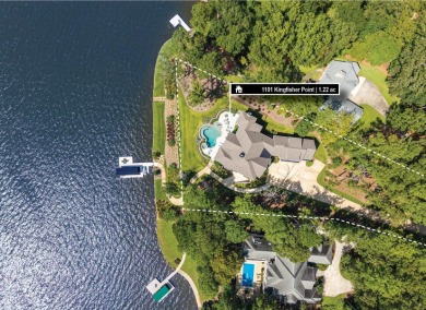 AN EXTRAORDINARY OPPORTUNITY TO HAVE LAKEFRONT LIVING AT ITS on Reynolds Lake Oconee - The Landing in Georgia - for sale on GolfHomes.com, golf home, golf lot