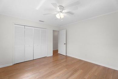 Immaculate 3 bedroom, 2 bath home in the desirable Lexington on Heritage Ridge Golf Club in Florida - for sale on GolfHomes.com, golf home, golf lot