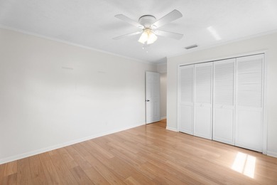 Immaculate 3 bedroom, 2 bath home in the desirable Lexington on Heritage Ridge Golf Club in Florida - for sale on GolfHomes.com, golf home, golf lot