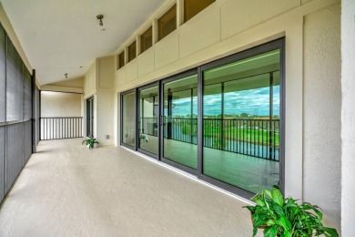 Beautifully updated Penthouse unit in Anchorage Condo with on Jonathans Landing Golf Club in Florida - for sale on GolfHomes.com, golf home, golf lot