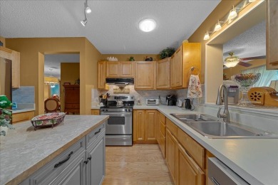 Come discover this inviting 2-bedroom, 2-bath Montgomery Villa on On Top of the World Golf Course in Florida - for sale on GolfHomes.com, golf home, golf lot