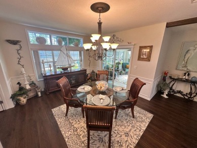 A beautifully cared for and updated 2 bedrooms, 2 bathrooms with on Del Tura Golf and Country Club in Florida - for sale on GolfHomes.com, golf home, golf lot