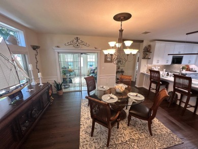 A beautifully cared for and updated 2 bedrooms, 2 bathrooms with on Del Tura Golf and Country Club in Florida - for sale on GolfHomes.com, golf home, golf lot