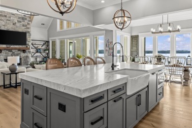 AN EXTRAORDINARY OPPORTUNITY TO HAVE LAKEFRONT LIVING AT ITS on Reynolds Lake Oconee - The Landing in Georgia - for sale on GolfHomes.com, golf home, golf lot