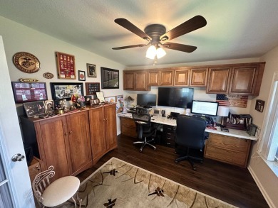 A beautifully cared for and updated 2 bedrooms, 2 bathrooms with on Del Tura Golf and Country Club in Florida - for sale on GolfHomes.com, golf home, golf lot