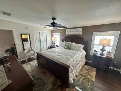A beautifully cared for and updated 2 bedrooms, 2 bathrooms with on Del Tura Golf and Country Club in Florida - for sale on GolfHomes.com, golf home, golf lot