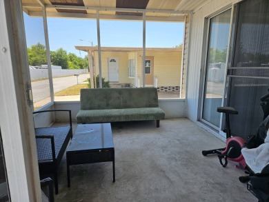 This worry-free, renovated 2-bedroom, 2-bath home, in the heart on The Links Golf Course in Florida - for sale on GolfHomes.com, golf home, golf lot