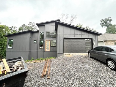 Modern luxury w/ quick access to the Back 40 Trailhead, Metfield on Bella Vista - Metfield Golf Complex and Country Club in Arkansas - for sale on GolfHomes.com, golf home, golf lot