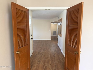 Fantastic value on this well-maintained home situated on an on The Refuge Golf and Country Club in Arizona - for sale on GolfHomes.com, golf home, golf lot