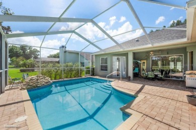 Under contract-accepting backup offers. Welcome to this on Northdale Golf and Tennis Club in Florida - for sale on GolfHomes.com, golf home, golf lot