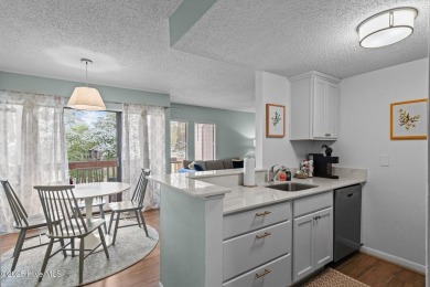This beautifully updated and furnished 1-bedroom condo is on Pinehurst Resort and Country Club in North Carolina - for sale on GolfHomes.com, golf home, golf lot
