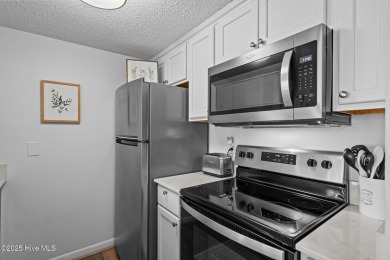 This beautifully updated and furnished 1-bedroom condo is on Pinehurst Resort and Country Club in North Carolina - for sale on GolfHomes.com, golf home, golf lot