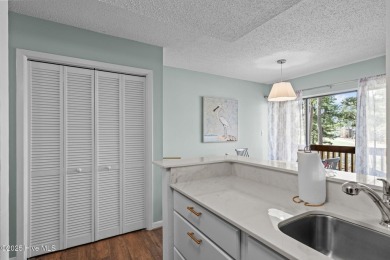 This beautifully updated and furnished 1-bedroom condo is on Pinehurst Resort and Country Club in North Carolina - for sale on GolfHomes.com, golf home, golf lot
