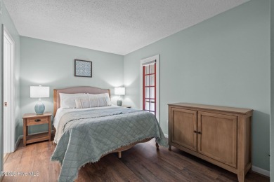 This beautifully updated and furnished 1-bedroom condo is on Pinehurst Resort and Country Club in North Carolina - for sale on GolfHomes.com, golf home, golf lot