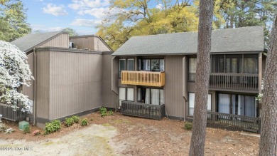This beautifully updated and furnished 1-bedroom condo is on Pinehurst Resort and Country Club in North Carolina - for sale on GolfHomes.com, golf home, golf lot