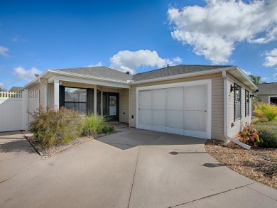 HUGE PRICE REDUCTION!!!  BRING YOUR OFFER - MOTIVATED SELLER - on The Links of Spruce Creek in Florida - for sale on GolfHomes.com, golf home, golf lot