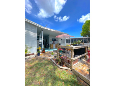 Welcome to the gorgeous community of LAKE FAIRWAYS! This vibrant on Lake Fairways Country Club in Florida - for sale on GolfHomes.com, golf home, golf lot