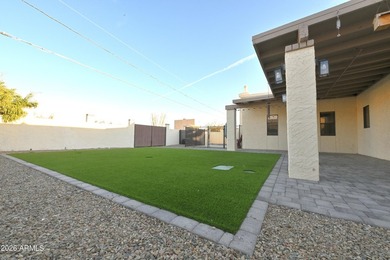 NO HOA! Charming and well-maintained 3 bed, 2 bath home on Gold Canyon Golf Resort  in Arizona - for sale on GolfHomes.com, golf home, golf lot