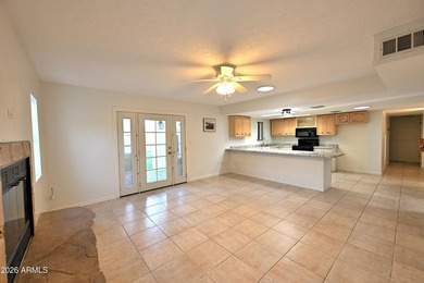 NO HOA! Charming and well-maintained 3 bed, 2 bath home on Gold Canyon Golf Resort  in Arizona - for sale on GolfHomes.com, golf home, golf lot