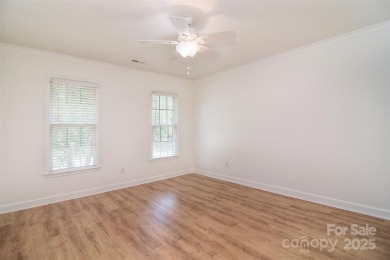 Beautiful, move-in ready home on the 10th green of Olde Sycamore on Olde Sycamore Golf Plantation in North Carolina - for sale on GolfHomes.com, golf home, golf lot