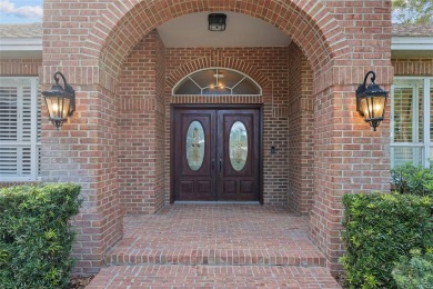 Beautiful and inviting completely updated 4 bedroom/3.5 bath on Country Club of Ocala in Florida - for sale on GolfHomes.com, golf home, golf lot