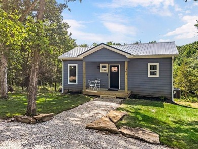 Perfect 2 bedroom, 2 bathroom Cottage at Linn Valley Lakes on Linn Valley Lakes - Deer Trace Golf Course in Kansas - for sale on GolfHomes.com, golf home, golf lot