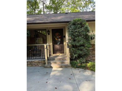 Welcome to the gated community of Keowee Key. Enjoy the 4 on Keowee Key Golf and Country Club in South Carolina - for sale on GolfHomes.com, golf home, golf lot