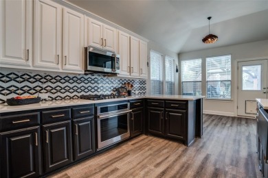 Welcome to 861 Wind Brook Lane--an elegant 4-bedroom, 2-bath on Gentle Creek Golf Club in Texas - for sale on GolfHomes.com, golf home, golf lot