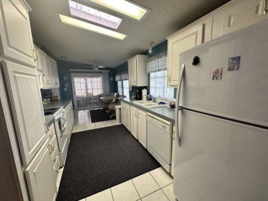 HUGE PRICE REDUCTION TO $109,900 Located on the quiet street of on Four Lakes Golf Club in Florida - for sale on GolfHomes.com, golf home, golf lot
