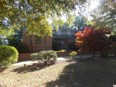 BEAUTIFUL 4 BEDROOM 3 1/2 BATH BRICK HOME IS LOCATED IN THE on Mayfield-Graves Country Club in Kentucky - for sale on GolfHomes.com, golf home, golf lot