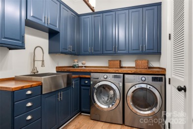 Located in the heart of Ballantyne Country Club, this move-in on Ballantyne Resort and Country Club in North Carolina - for sale on GolfHomes.com, golf home, golf lot