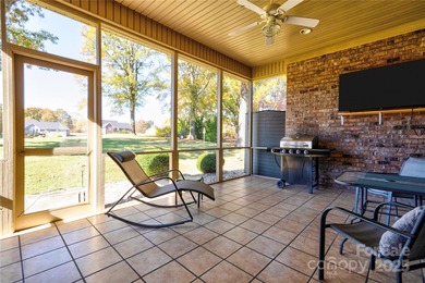 Welcome to 128 Harbourtown Drive - Woodbridge Subdivision. This on Woodbridge Golf Links in North Carolina - for sale on GolfHomes.com, golf home, golf lot