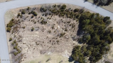 BOAT SLIP.  GOLF COURSE.  MOUNTAIN VIEWS.  Want a nice building for sale on GolfHomes.com