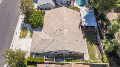 Are you looking to DOWNSIZE TO A SINGLE STORY home? This home is on Vista Valencia Golf Course in California - for sale on GolfHomes.com, golf home, golf lot