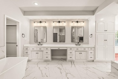 Beautiful, stately two-story home backing to the Country Club of on The Country Club of Arkansas in Arkansas - for sale on GolfHomes.com, golf home, golf lot