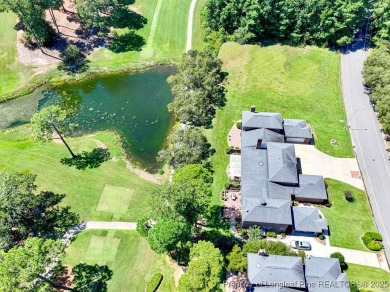 Beautiful Brick Townhome with Golf Course Views - Highland on Highland Country Club in North Carolina - for sale on GolfHomes.com, golf home, golf lot
