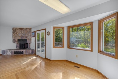 Don't miss your opportunity to own a well maintained home in the on The Trail At Chickasaw Pointe in South Carolina - for sale on GolfHomes.com, golf home, golf lot