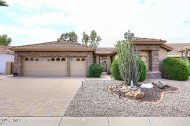 Welcome home to the all-inclusive Sun Lakes Community! This 2300 on Palo Verde Golf and Country Club in Arizona - for sale on GolfHomes.com, golf home, golf lot